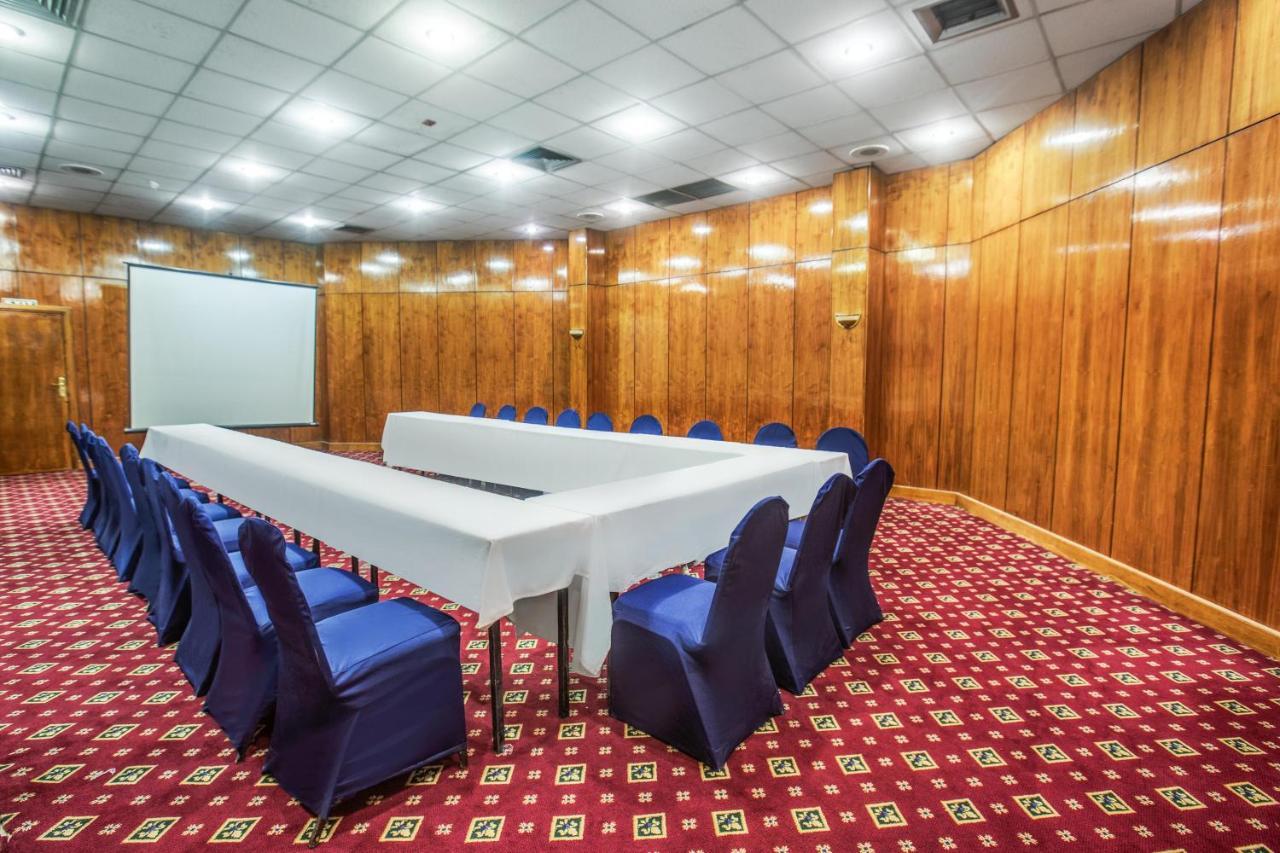 Pyramisa Hotel Луксор Екстериор снимка