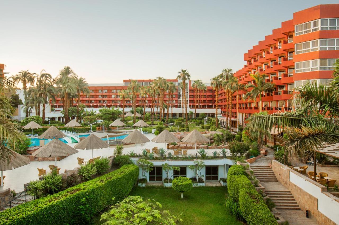 Pyramisa Hotel Луксор Екстериор снимка