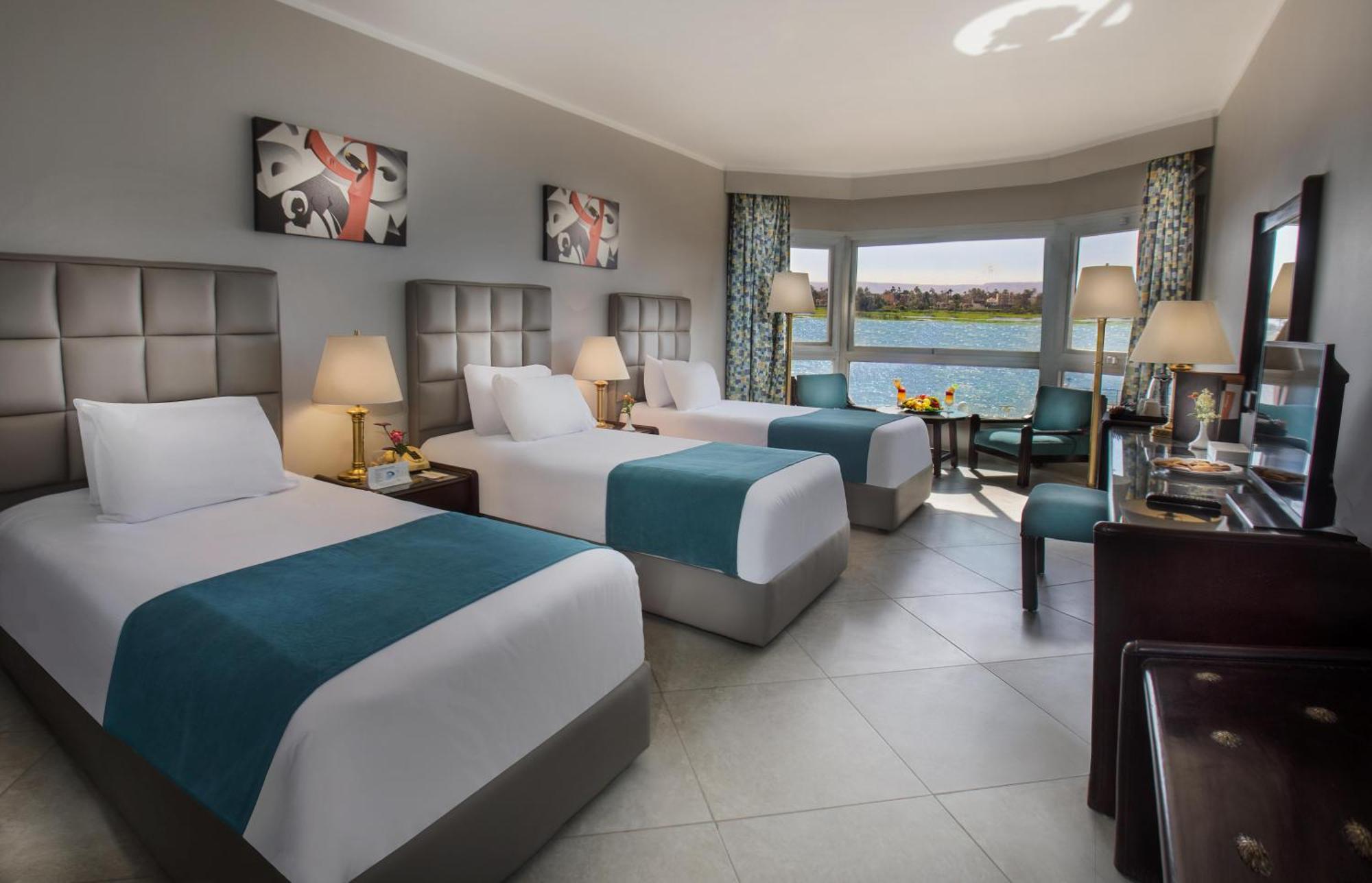 Pyramisa Hotel Луксор Екстериор снимка