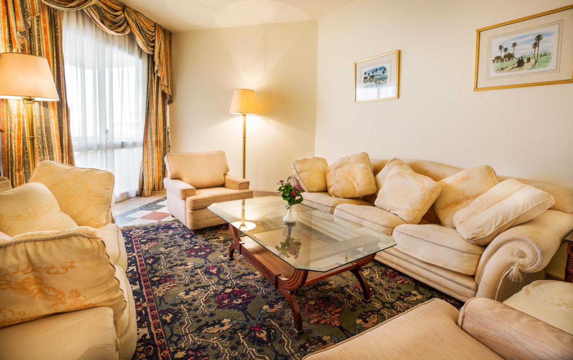 Pyramisa Hotel Луксор Екстериор снимка